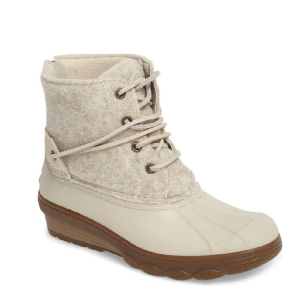 Women's Sperry Saltwater Wedge Tide Duck Boots, size 6.5